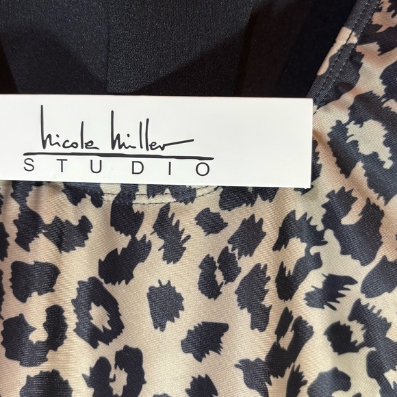 Nicole Miller Studio Cheetah Print Print Swimsuit - Picture 3 of 6